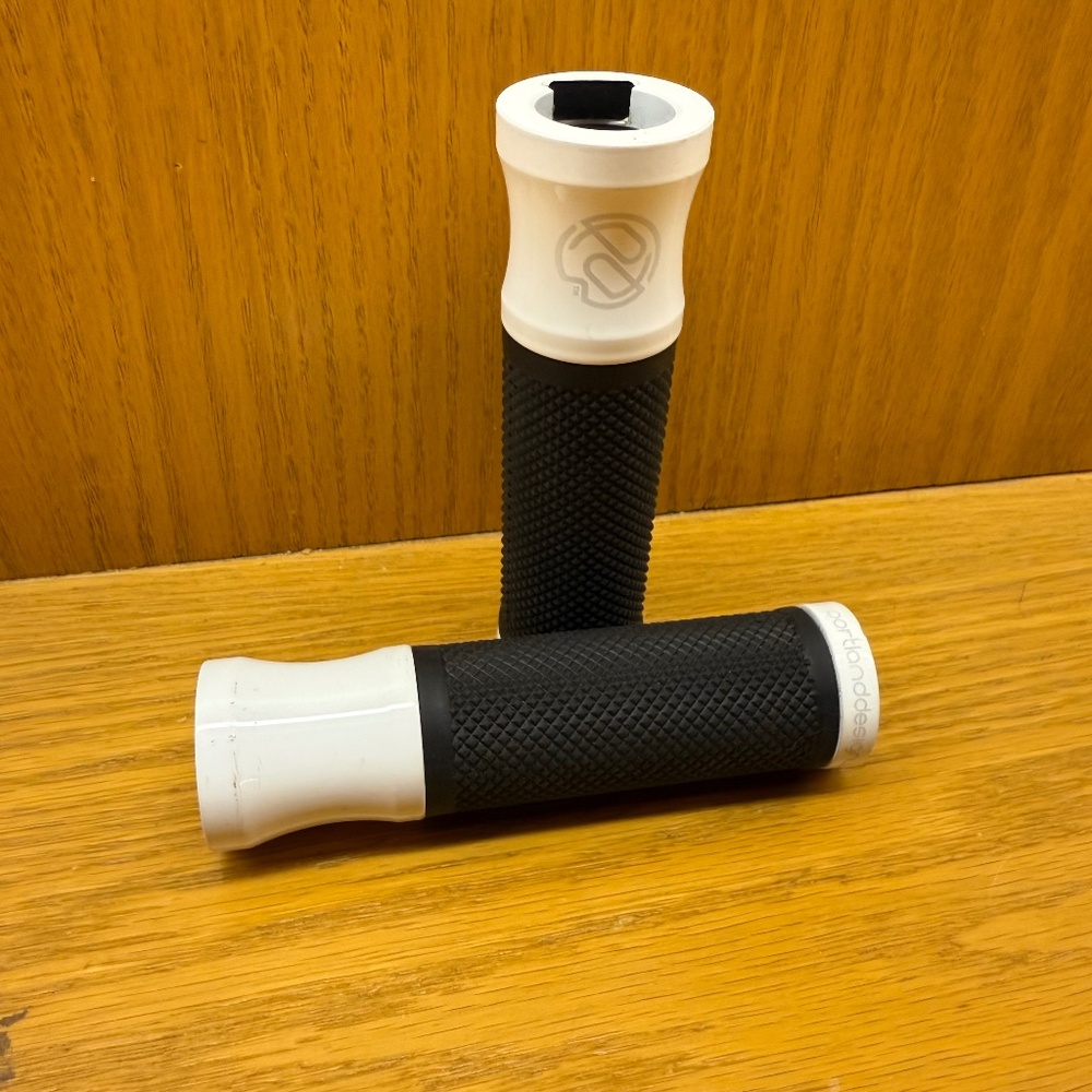 Bicycle Lock-on Grips - Portland Design Works